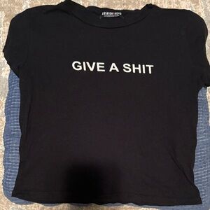 Fashion Nova women’s cropped t shirt